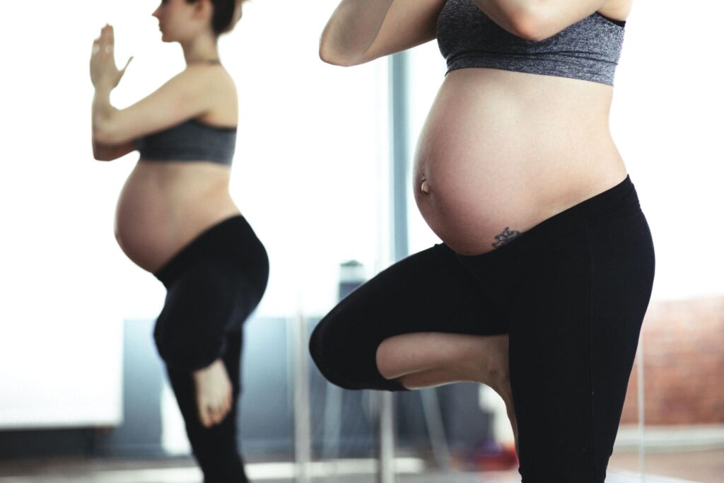 article grossesse prevention douleur lombaires activite yoga